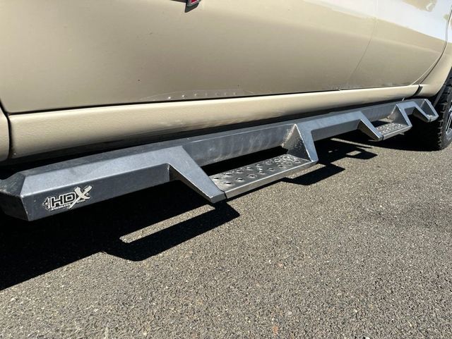 2023 GMC Sierra 1500 AT4 Premium w/ Technology Package - 23023095 - 6