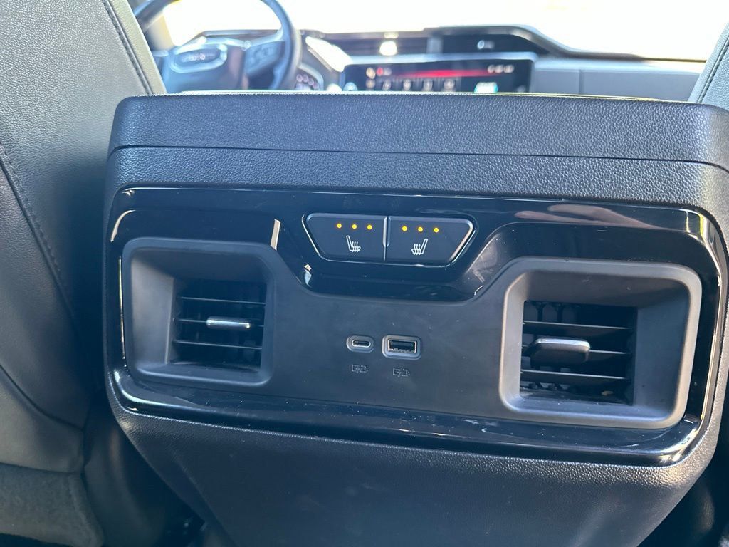 2023 GMC Sierra 1500 AT4 Premium w/ Technology Package - 23043644 - 39