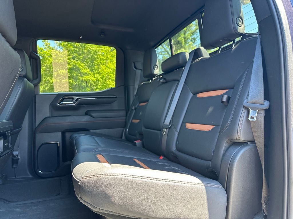 2023 GMC Sierra 1500 AT4 Premium w/ Technology Package - 23043644 - 41