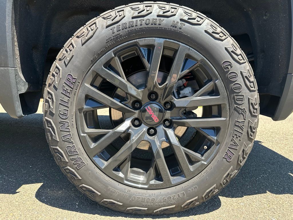 2023 GMC Sierra 1500 AT4 Premium w/ Technology Package - 23043644 - 8