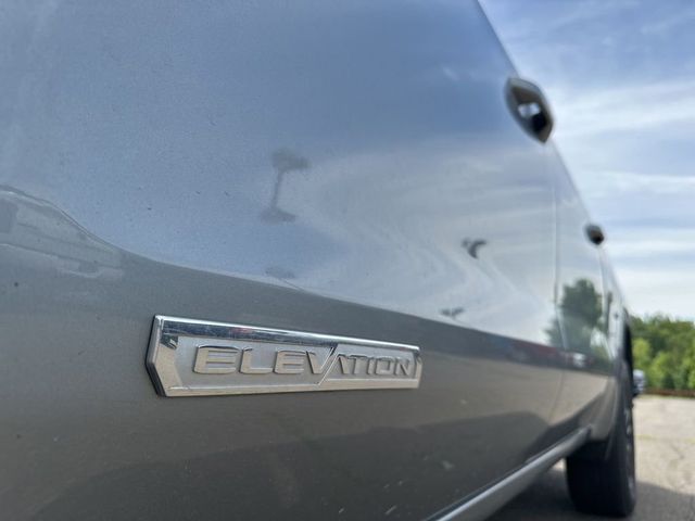 2023 GMC Sierra 4WD Crew Cab Short Box Elevation's photo