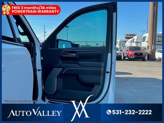 2023 GMC Sierra 1500 Crew Cab AT4-X Pickup 4D 5 3/4 ft - 22948380 - 17