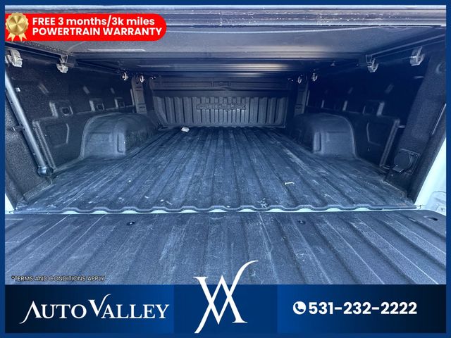 2023 GMC Sierra 1500 Crew Cab AT4-X Pickup 4D 5 3/4 ft - 22948380 - 43