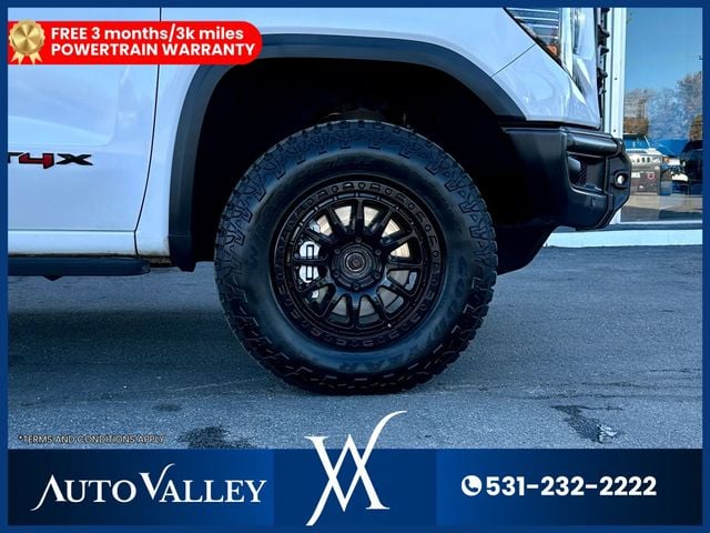 2023 GMC Sierra 1500 Crew Cab AT4-X Pickup 4D 5 3/4 ft - 22948380 - 8