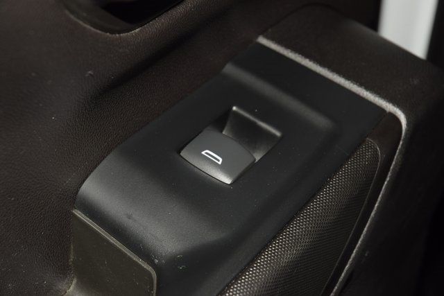 2023 GMC Sierra 2500HD 2500HD DOUBLE CAB 4X4 * DURAMAX * CM UTILITY * 1 OWNER - 22942861 - 33