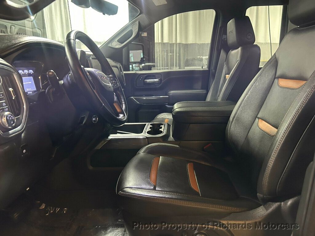 2023 GMC Sierra 2500HD 4WD Crew Cab 159" AT4 - 23048008 - 11
