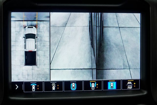 2023 GMC Sierra 2500HD 4WD Crew Cab 159" Denali - 22939428 - 31