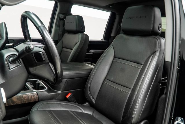 2023 GMC Sierra 2500HD 4WD Crew Cab 159" Denali - 22939428 - 42