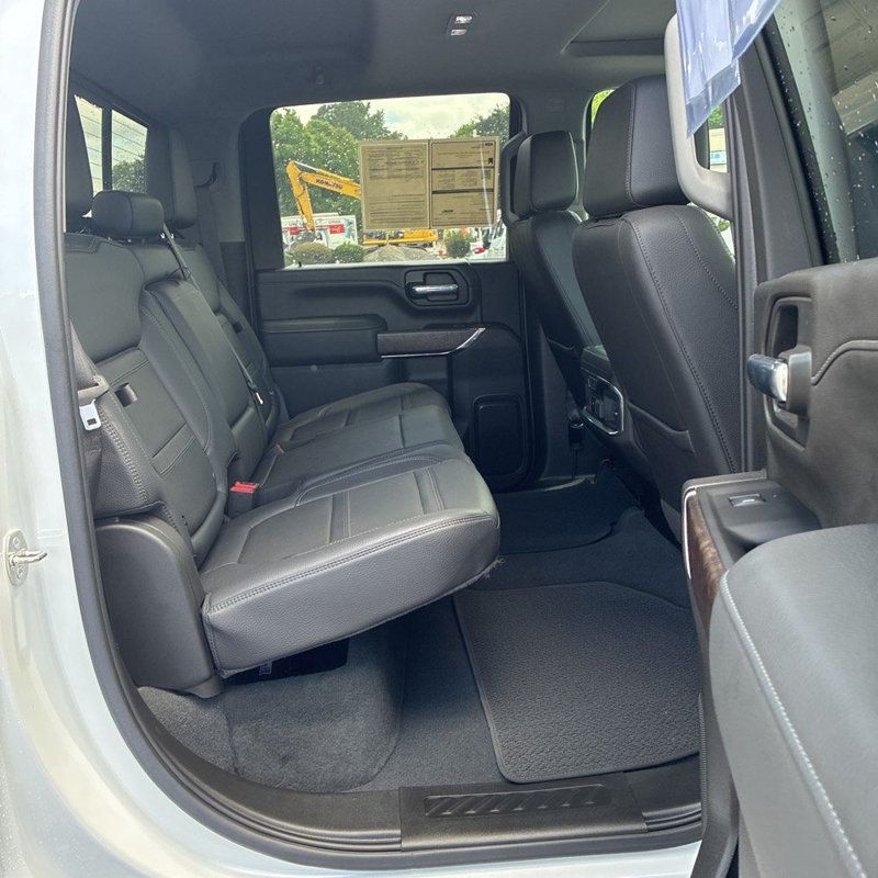 2023 GMC Sierra 2500HD 4WD Crew Cab 159" Denali - 23047708 - 25