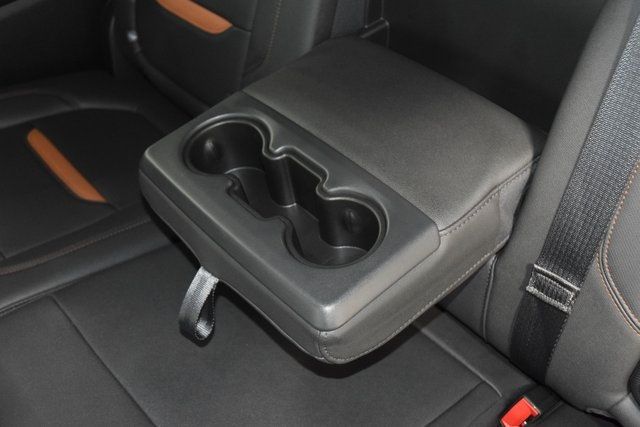 2023 GMC Sierra 2500HD AT4 - 22932200 - 48