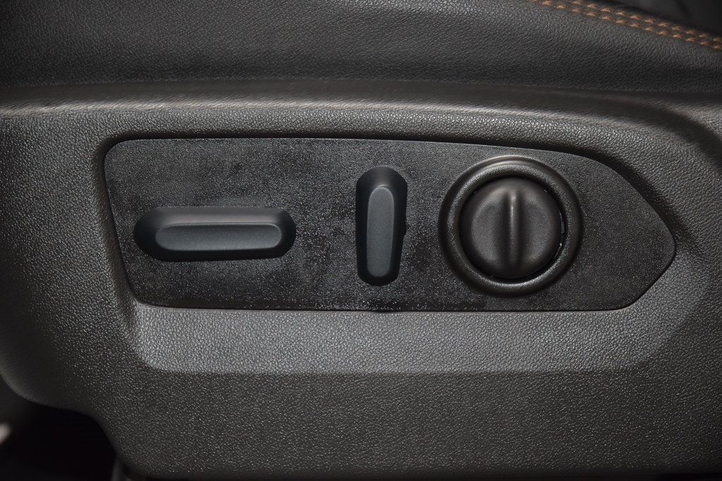 2023 GMC Sierra 2500HD AT4 - 22984618 - 43