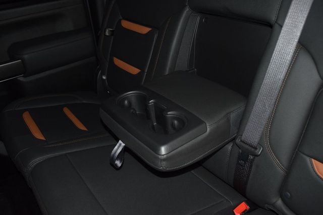 2023 GMC Sierra 2500HD AT4 - 22984618 - 47