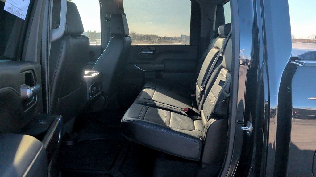 2023 GMC Sierra 2500HD Denali - 22975434 - 9