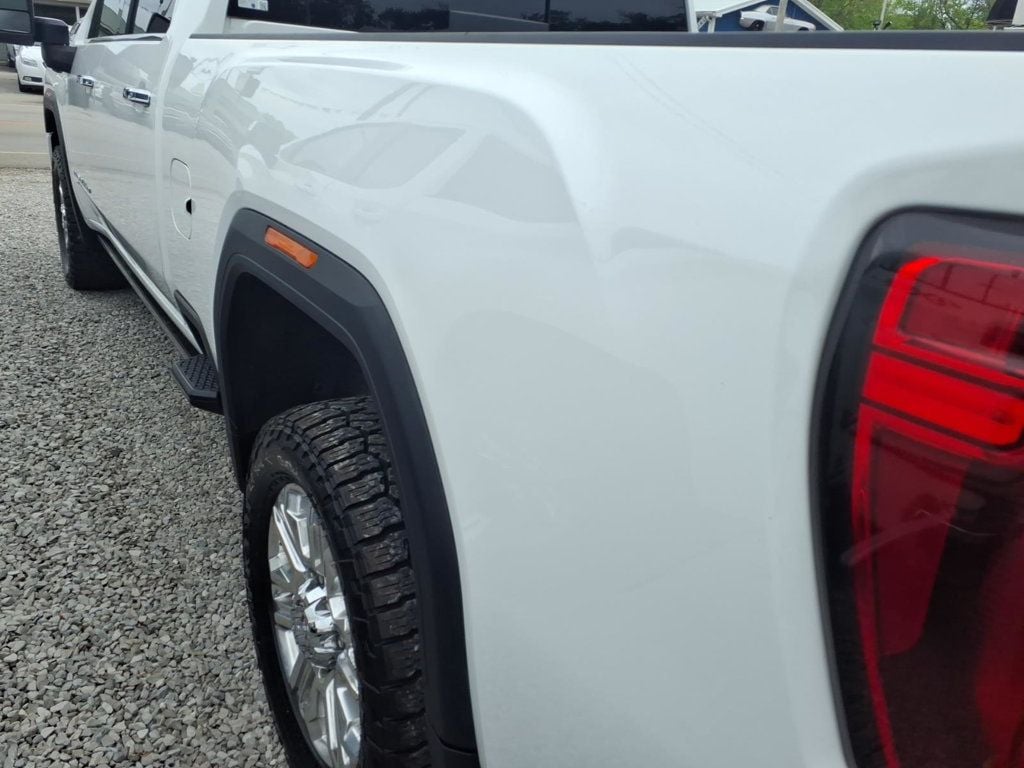 2023 GMC Sierra 2500HD Denali Pickup 4D 6 1/2 ft - 23011736 - 16