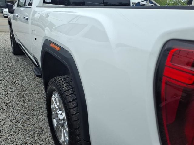 2023 GMC Sierra 2500HD Denali Pickup 4D 6 1/2 ft - 23011736 - 16