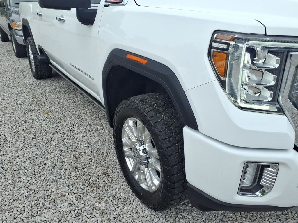 2023 GMC Sierra 2500HD Denali Pickup 4D 6 1/2 ft - 23011736 - 17