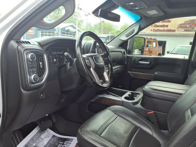 2023 GMC Sierra 2500HD Denali Pickup 4D 6 1/2 ft - 23011736 - 4