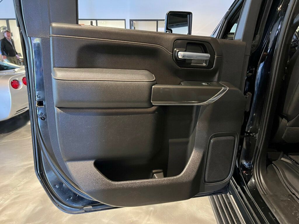 2023 GMC Sierra 3500HD 4WD/AT4/PreferredPkg/360Cam/Htd&CldSeats/5thWheelPkg/MoonRoof - 22938147 - 22