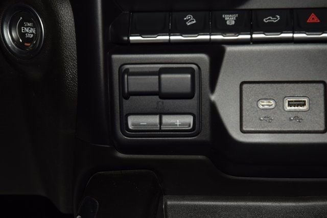 2023 GMC Sierra 3500HD AT4 - 22904995 - 36