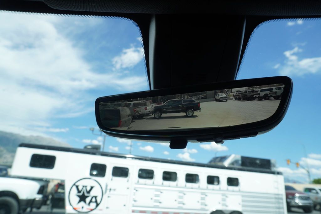 2023 GMC Sierra 3500HD AT4 HD - 23050225 - 43