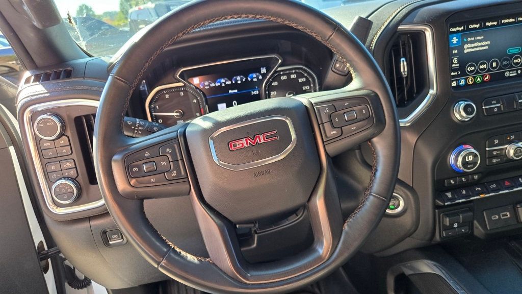 2023 GMC Sierra 3500HD AT4 Premium Plus Z71 - 22931548 - 16