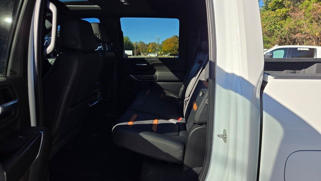 2023 GMC Sierra 3500HD AT4 Premium Plus Z71 - 22931548 - 26