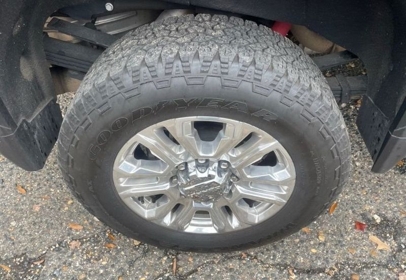 2023 GMC Sierra 3500HD Denali - 22938287 - 11