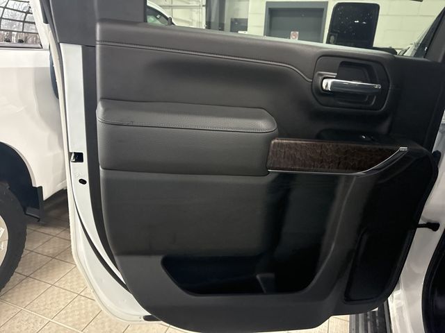 2023 GMC Sierra 3500HD Denali - 22990428 - 14