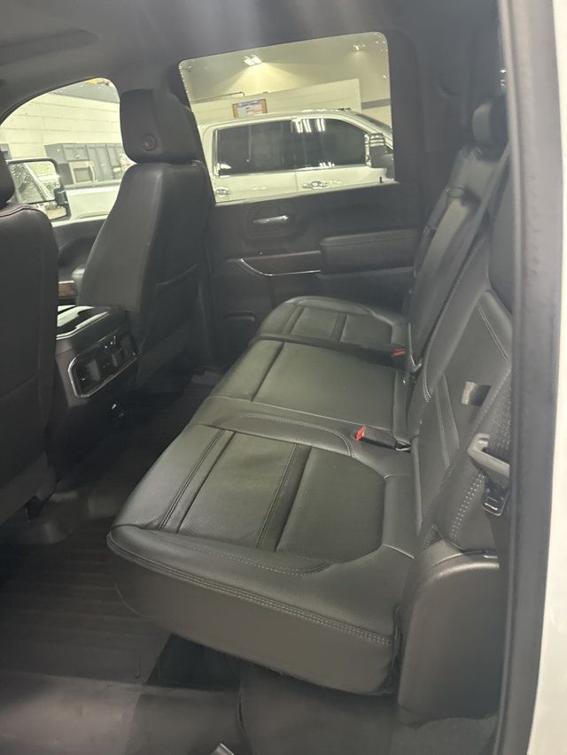 2023 GMC Sierra 3500HD Denali - 22990428 - 15