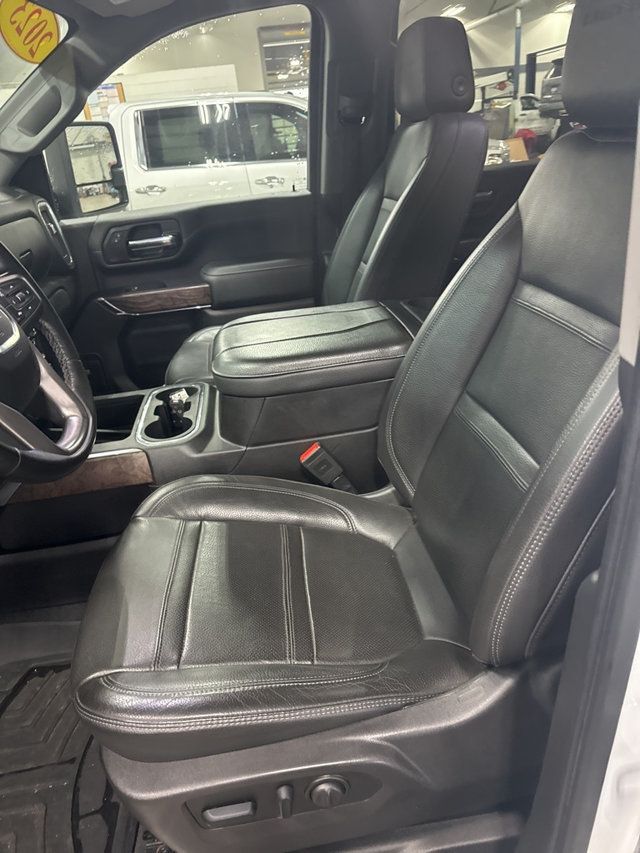 2023 GMC Sierra 3500HD Denali - 22990428 - 19