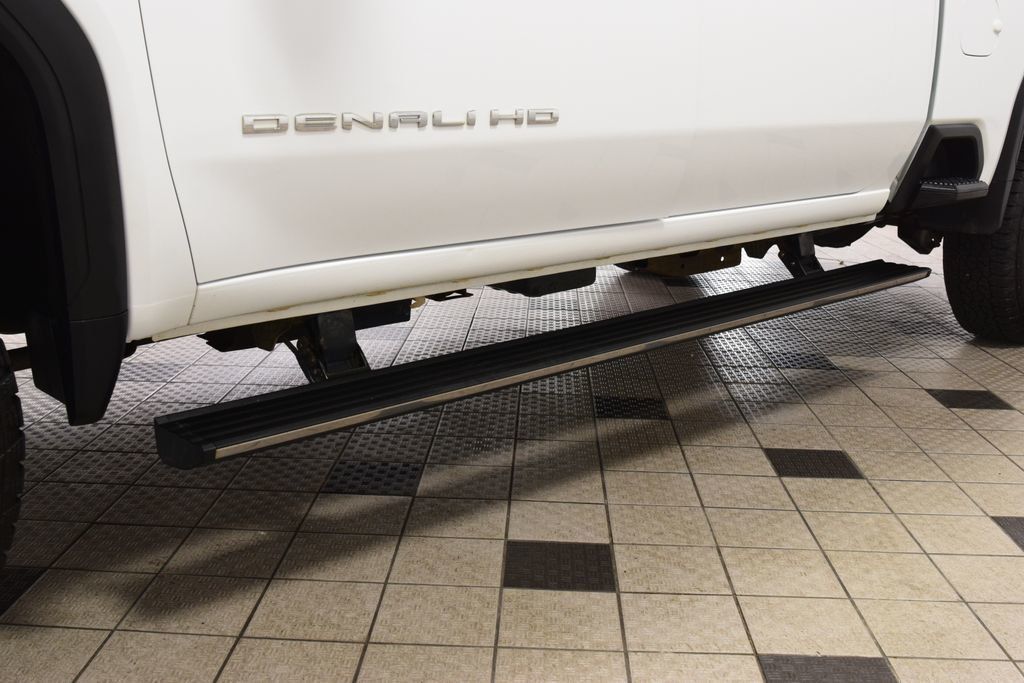 2023 GMC Sierra 3500HD Denali - 22990428 - 25