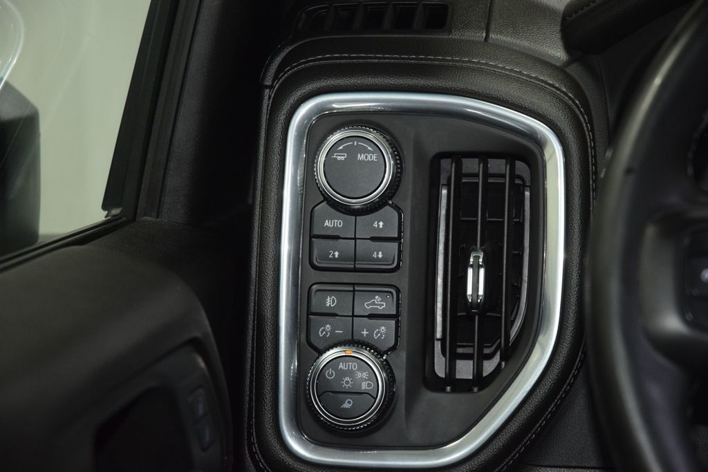 2023 GMC Sierra 3500HD Denali - 22990428 - 35