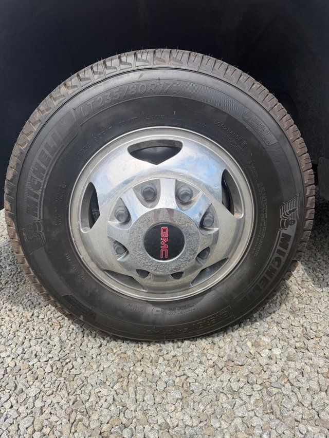 2023 GMC Sierra 3500HD Denali - 23068446 - 18