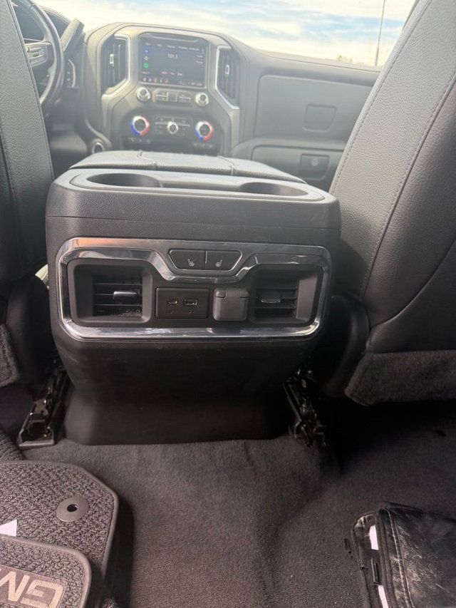 2023 GMC Sierra 3500HD Denali - 23068446 - 32