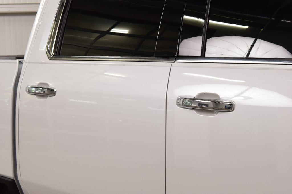 2023 GMC Sierra 3500HD Denali - 23068959 - 20
