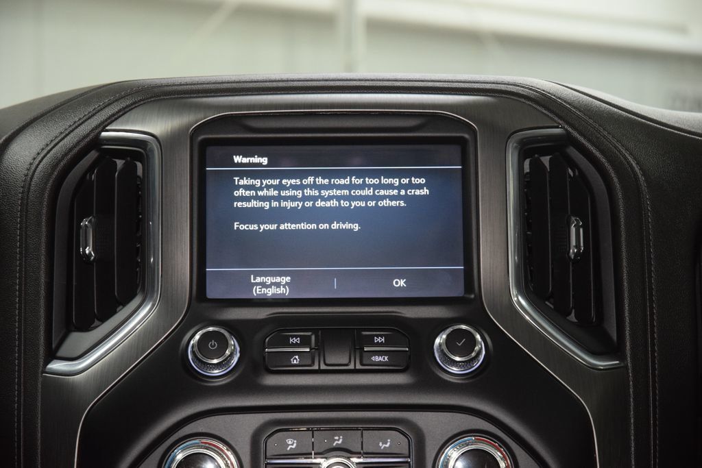 2023 GMC Sierra 3500HD Denali - 23068959 - 37