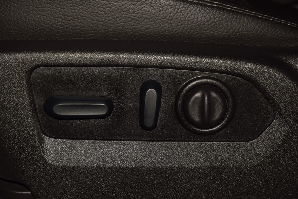 2023 GMC Sierra 3500HD Denali - 23068959 - 47