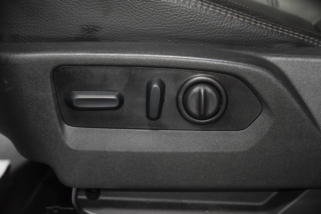 2023 GMC Sierra 3500HD Denali - 23069535 - 42