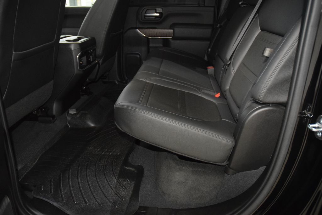 2023 GMC Sierra 3500HD Denali - 23069535 - 44