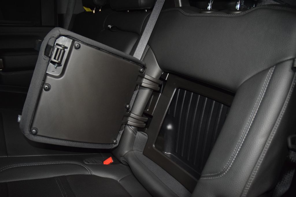 2023 GMC Sierra 3500HD Denali - 23069535 - 47