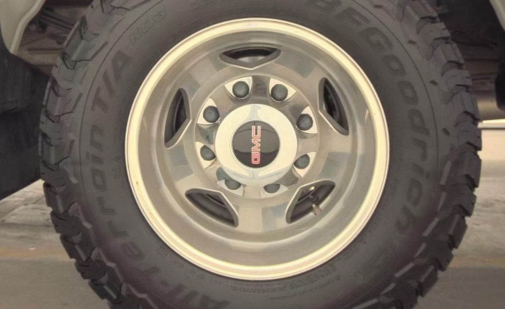 2023 GMC Sierra 3500HD Denali - 22936052 - 6