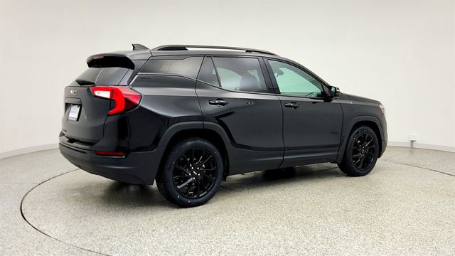 2023 GMC Terrain 4dr SLT Elevation Edition w/ Sunroof & Pro Safety Plus Package - 23019129 - 4