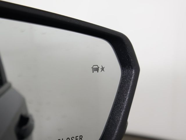 2023 GMC Terrain AWD 4dr SLE - 22977266 - 38