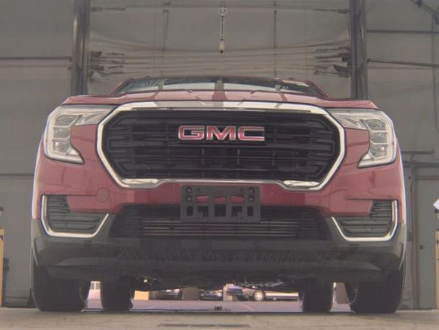 2023 GMC Terrain AWD 4dr SLE - 23011993 - 3