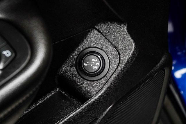 2023 GMC Terrain AWD 4dr SLT - 22976779 - 35