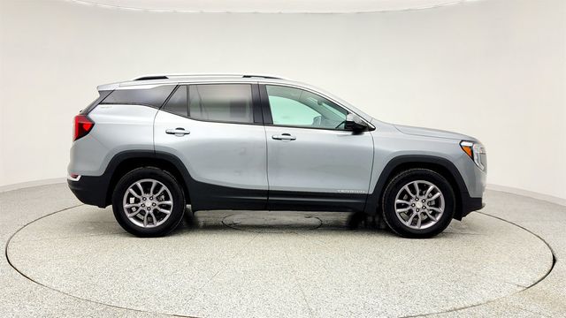2023 GMC Terrain AWD 4dr SLT with Skyscape Power Sunroof & Tech Package - 22974901 - 3