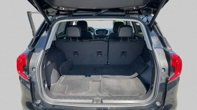 2023 GMC Terrain FWD 4dr SLT - 23068750 - 18