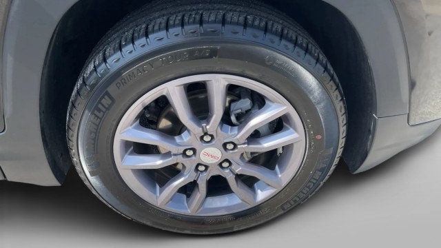 2023 GMC Terrain FWD 4dr SLT - 23068750 - 5