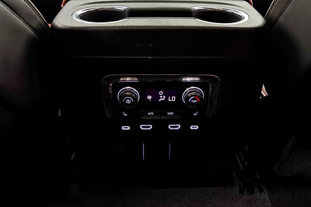 2023 GMC Yukon 4WD 4dr Denali Ultimate - 23044519 - 17