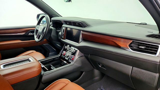 2023 GMC Yukon 4WD 4dr Denali Ultimate w/ Super Cruise Capability - 23017155 - 28